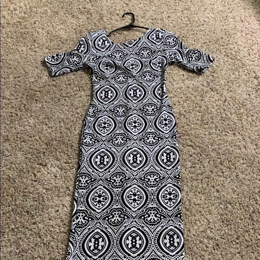 Black and white dress!!